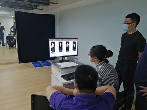 人體姿態檢測儀